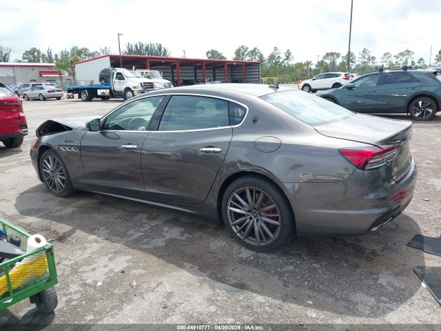 2023 MASERATI QUATTROPORTE MODENA Q4 3