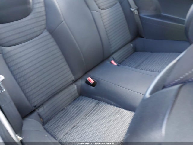 HYUNDAI GENESIS 2.0T - 8