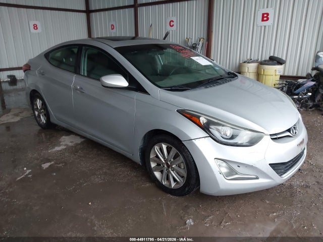 HYUNDAI ELANTRA SE - 1