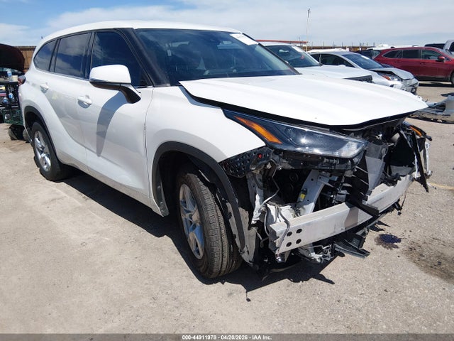 2021 TOYOTA HIGHLANDE LE