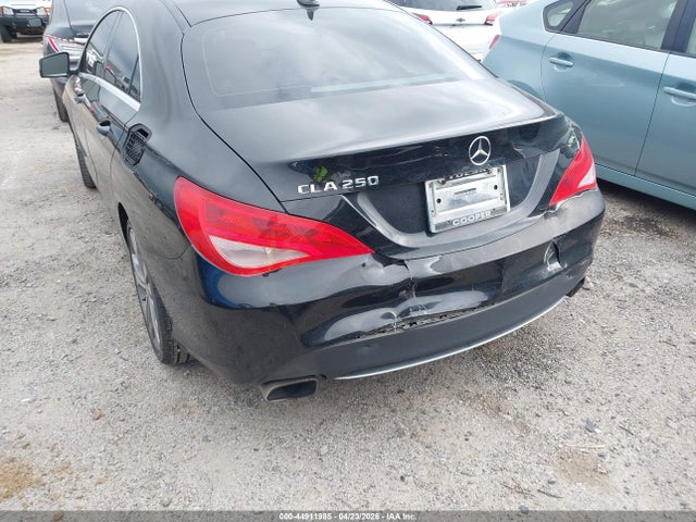 صورة 6 لـ 2014 Mercedes-BENZ CLA