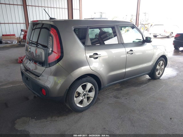 KIA SOUL - 4