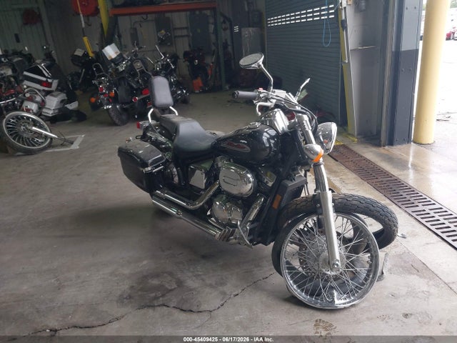 2002 HONDA VT750 DC