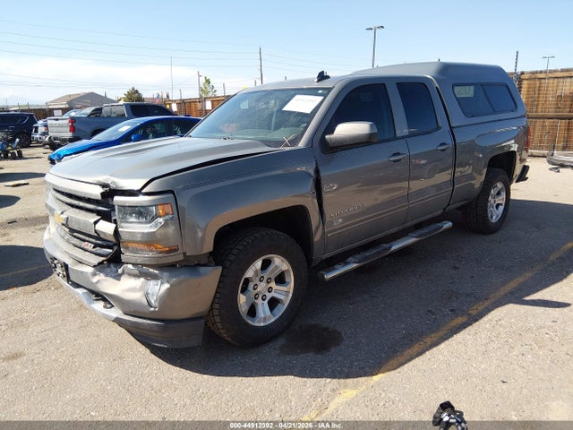 2017 Chevrolet SILVERADO 1500 2LT 照片 2