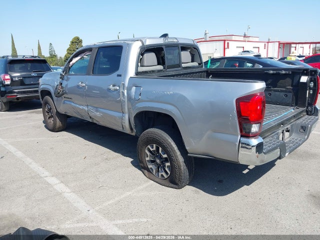 2020 Toyota TACOMA SR5 — фото 3