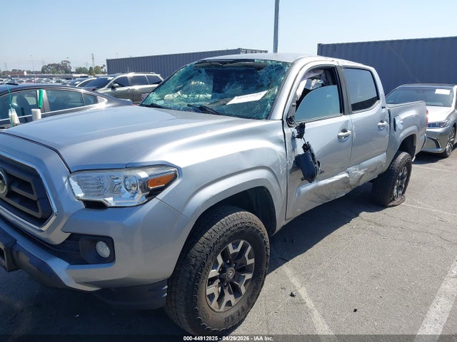 صورة 6 لـ 2020 Toyota TACOMA SR5