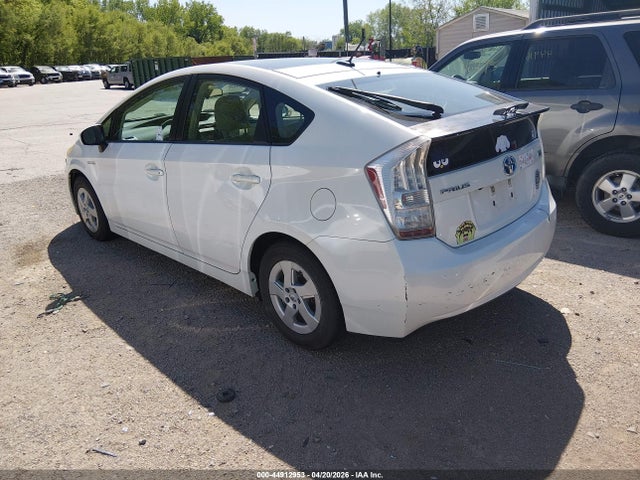TOYOTA PRIUS - 3