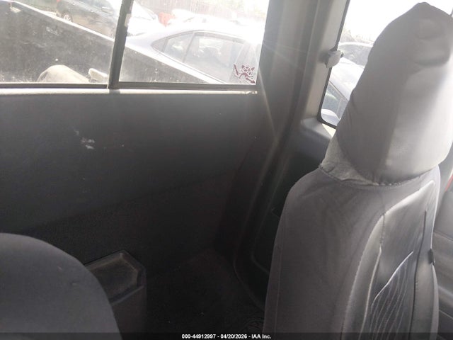 CHEVROLET S-10 LS - 8