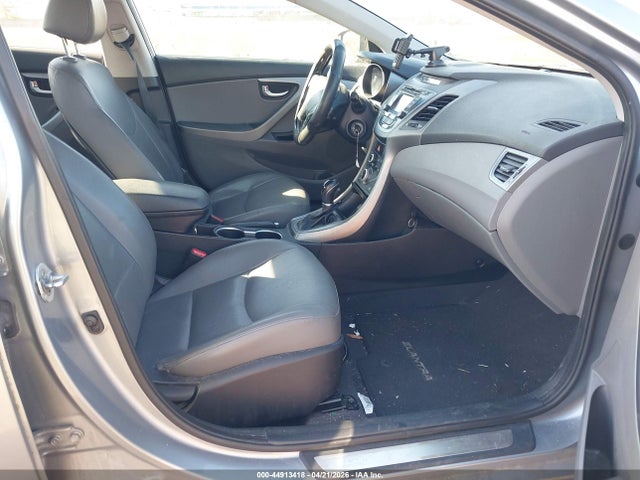 HYUNDAI ELANTRA LIMITED - 5