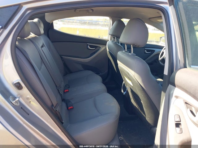 HYUNDAI ELANTRA LIMITED - 8