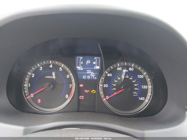 HYUNDAI ACCENT SE - 7