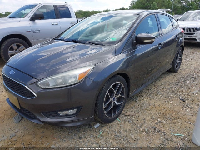 FORD FOCUS SE - 2