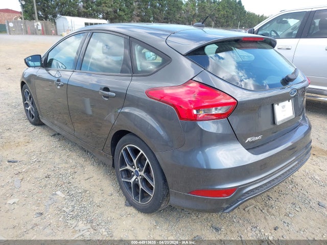 FORD FOCUS SE - 3