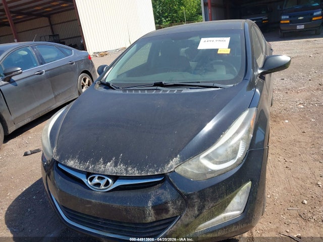 HYUNDAI ELANTRA SE - 6