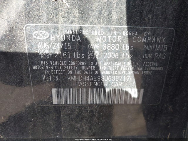 HYUNDAI ELANTRA SE - 9