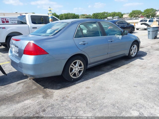 HONDA ACCORD 2.4 SE - 4