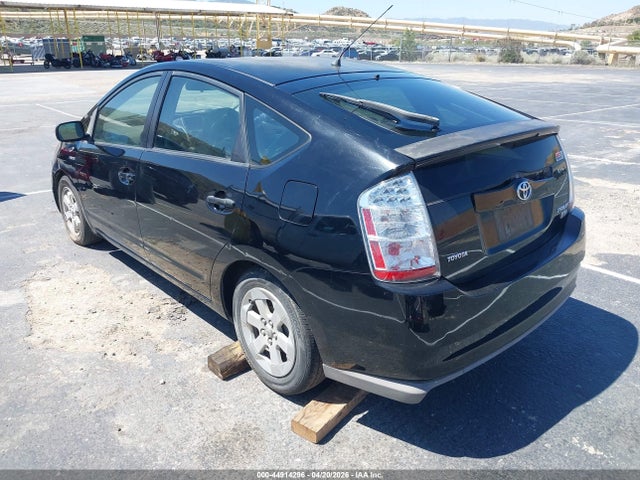 TOYOTA PRIUS - 3