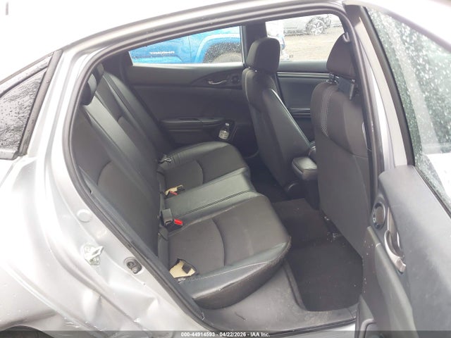 صورة 8 لـ 2021 Honda CIVIC SPORT