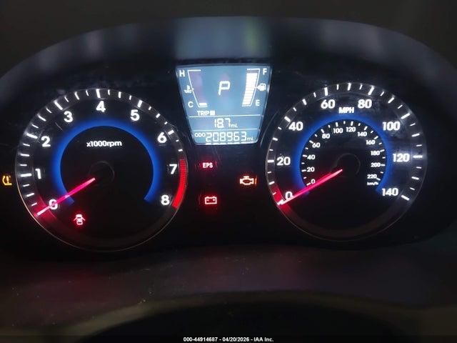 HYUNDAI ACCENT GLS - 7