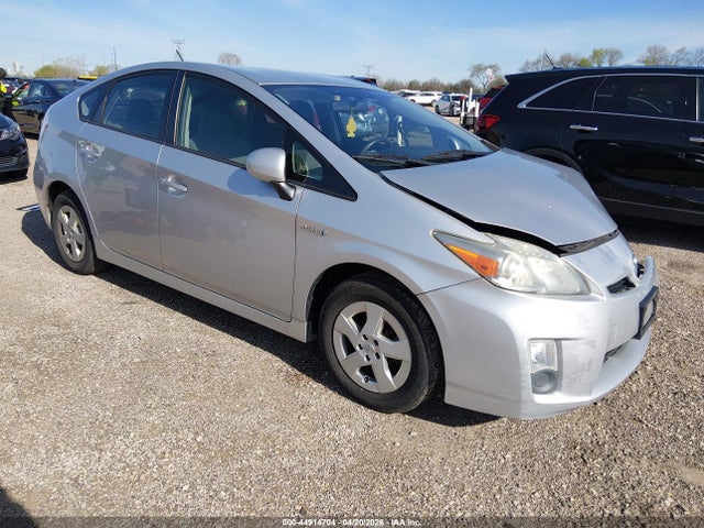TOYOTA PRIUS - 1