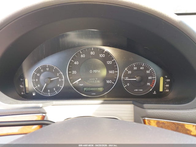 MERCEDES-BENZ E-CLASS - 7