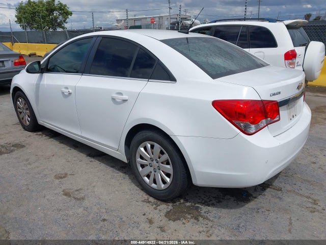 CHEVROLET CRUZE 1LT - 3