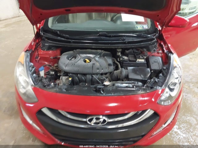 HYUNDAI ELANTRA GT - 10