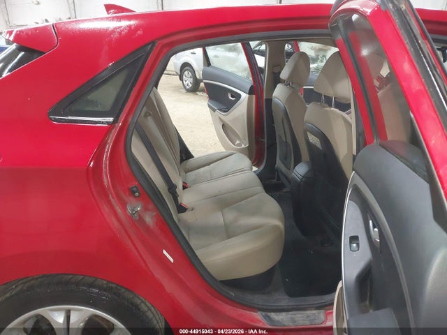 HYUNDAI ELANTRA GT - 8