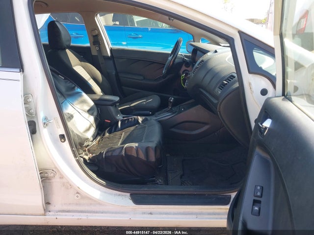KIA FORTE EX - 5