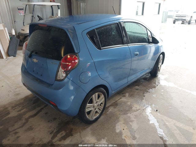 CHEVROLET SPARK 1LT AUTO - 4