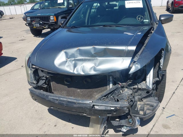 HONDA ACCORD 2.4 LX - 6