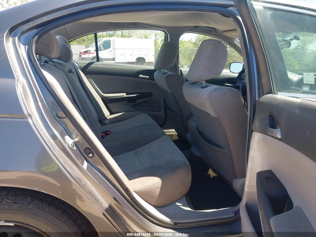 HONDA ACCORD 2.4 LX - 8