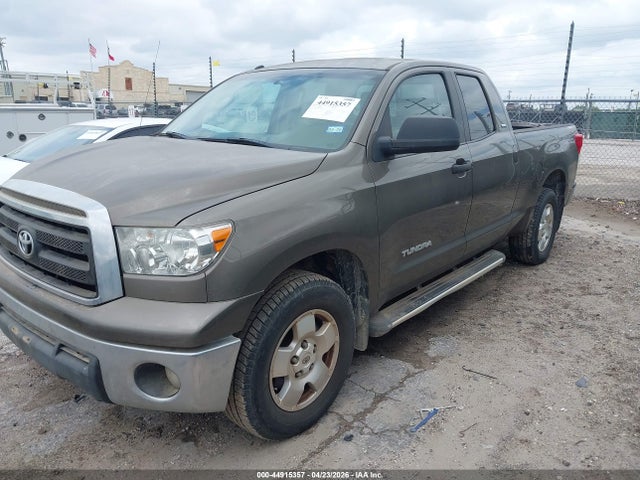 TOYOTA TUNDRA - 2