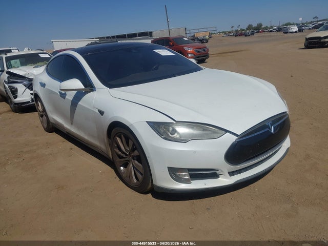 2015 TESLA MODEL S 