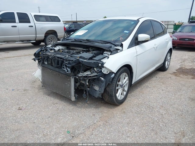 FORD FOCUS SE - 2