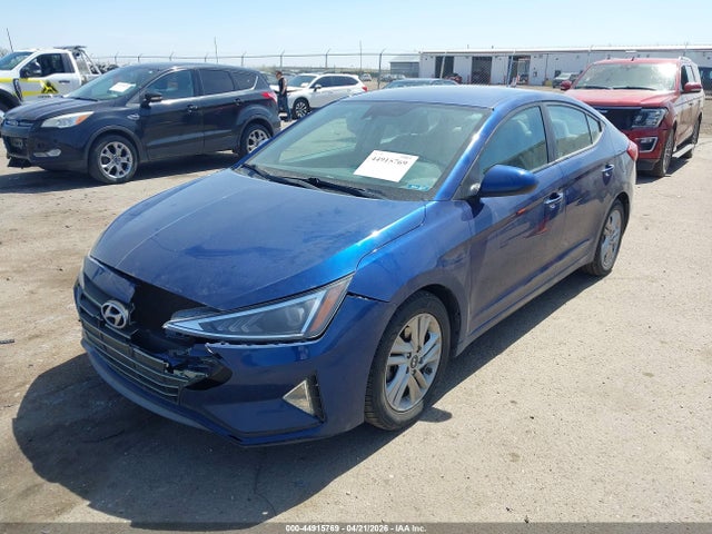 HYUNDAI ELANTRA SEL - 2