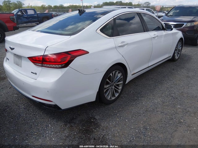 HYUNDAI GENESIS 3.8 - 4