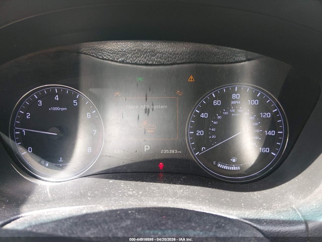 HYUNDAI GENESIS 3.8 - 7