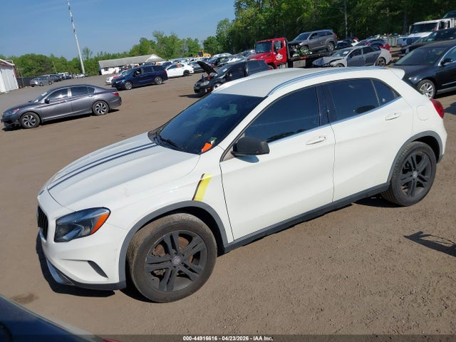 MERCEDES-BENZ GLA-CLASS - 2