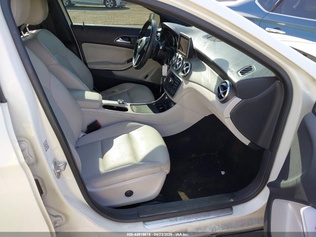 MERCEDES-BENZ GLA-CLASS - 5