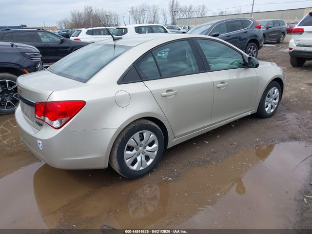 CHEVROLET CRUZE LS AUTO - 4