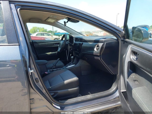 2017 TOYOTA COROLLA LE 5