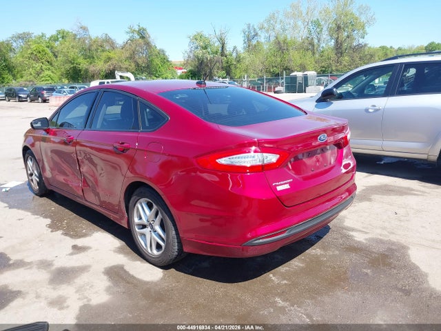 FORD FUSION SE - 3
