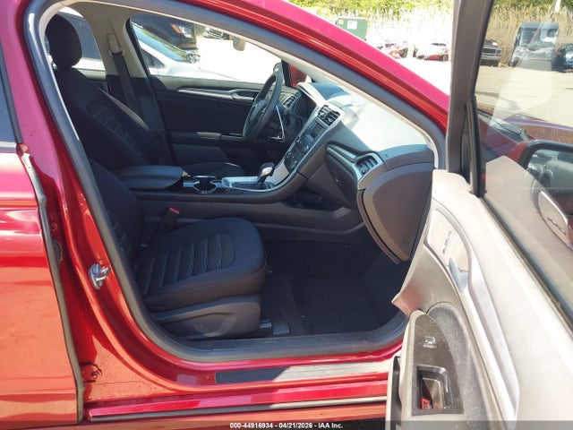 FORD FUSION SE - 5
