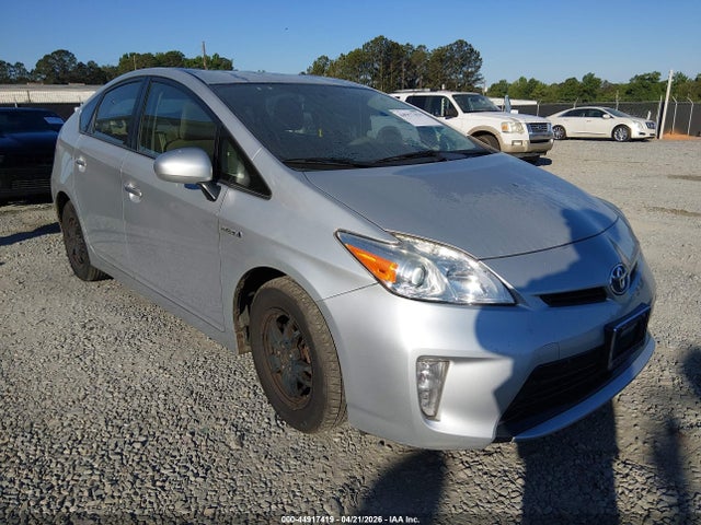 TOYOTA PRIUS - 1