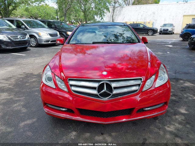 MERCEDES-BENZ E-CLASS - 6