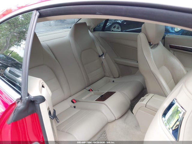 MERCEDES-BENZ E-CLASS - 8