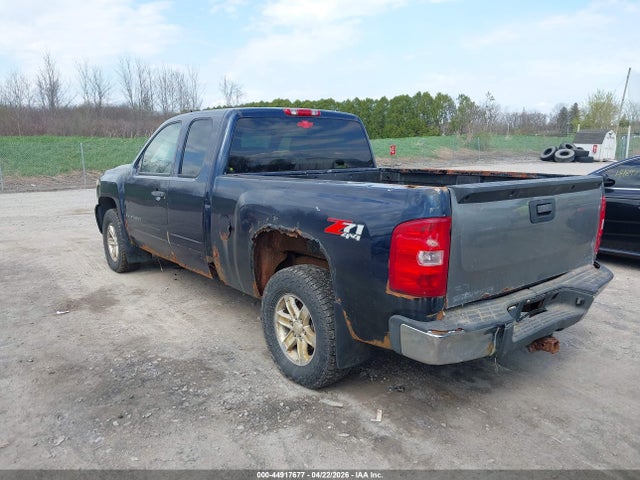 CHEVROLET SILVERADO 1500 LT1 - 3
