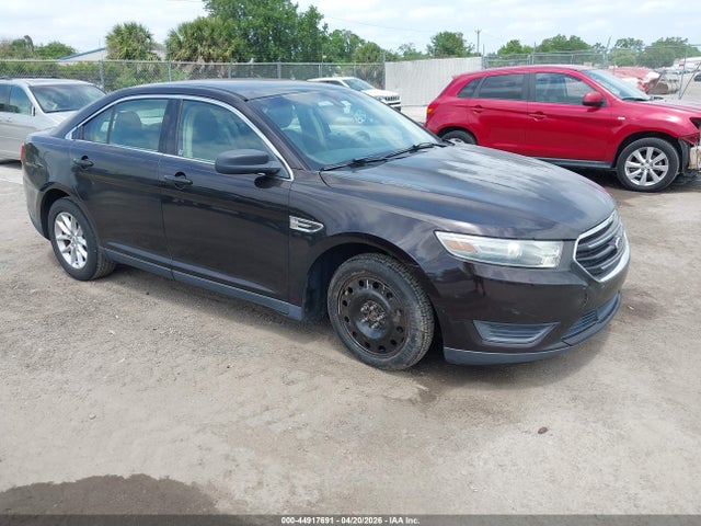 FORD TAURUS SE - 1