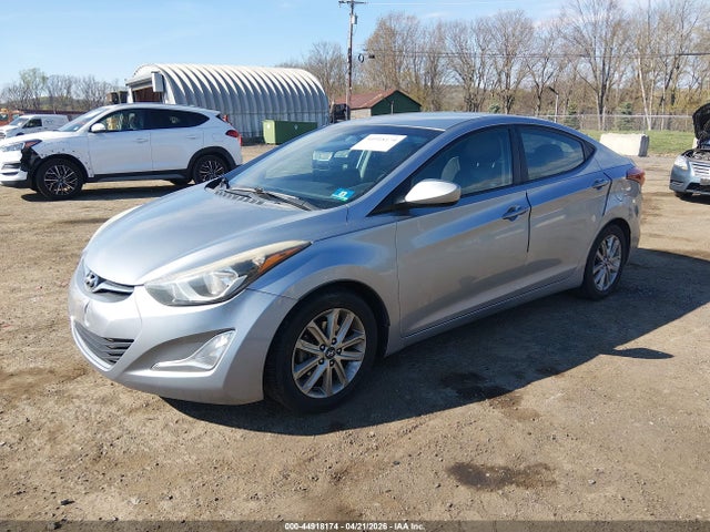 HYUNDAI ELANTRA SE - 2